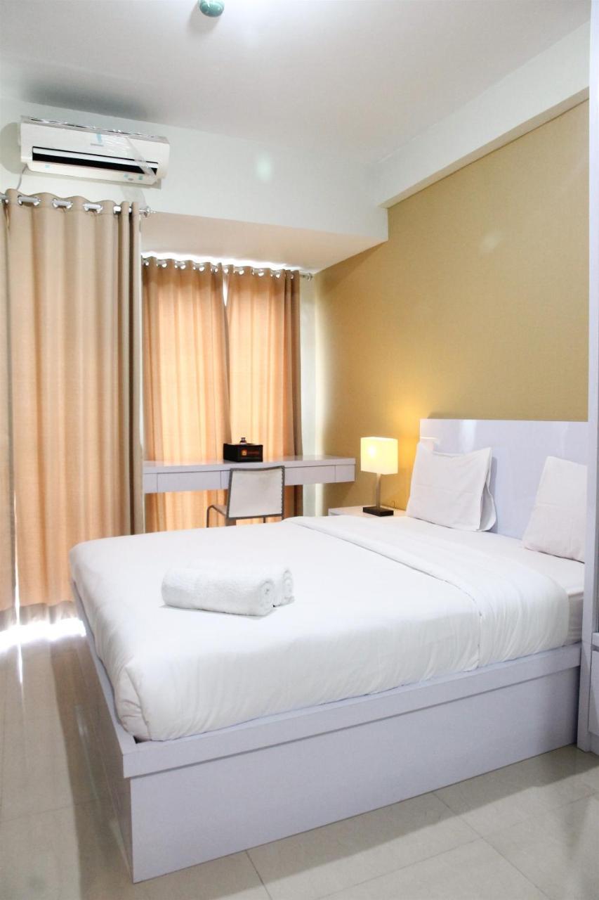 Comfortable Studio Apartment Grand Dhika City By Travelio Bekasi Buitenkant foto